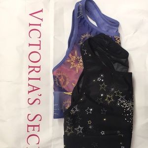 2 VICTORIAS SECRET SPORTS BRAS MED